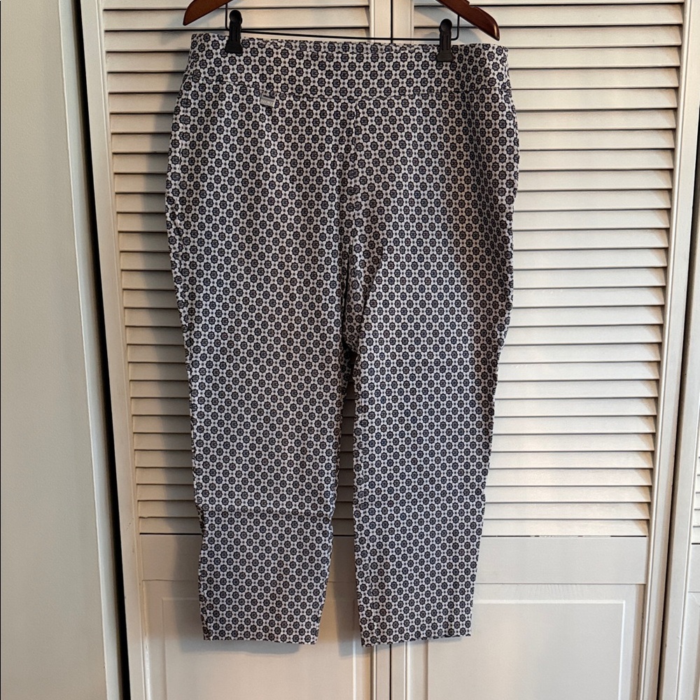 Black and White Patterned pants